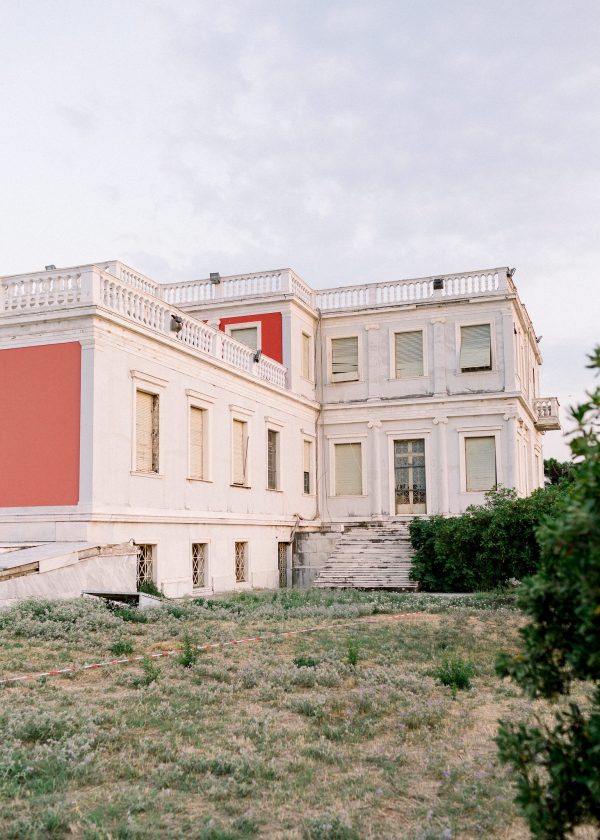 romantic modern fairytale white and blush wedding with acrylic details by soo events